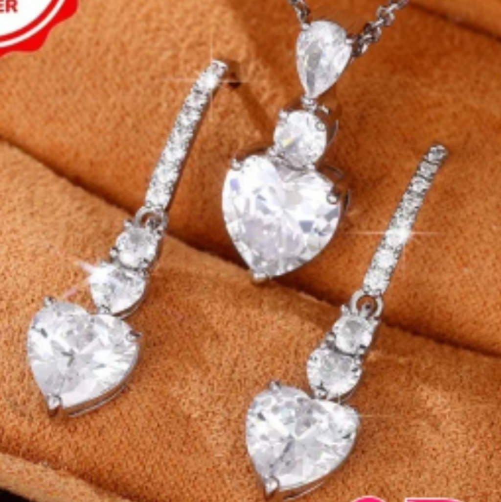 Equisite 3a Zirconia Peach Heart Set
